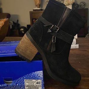 Bos.&Co. Style:MAGIC Black suede waterproof boots EU40 US9-9.5